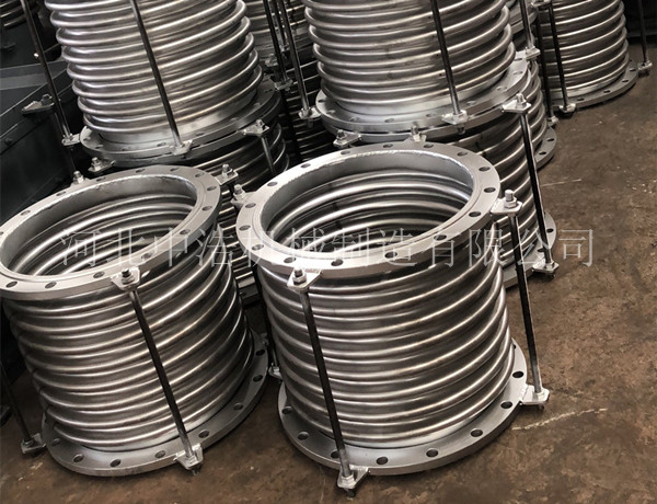 內壓伸（shēn）縮節